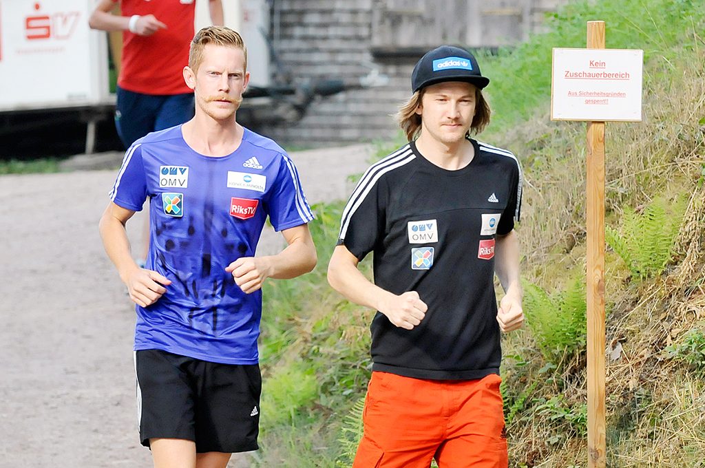 Robert Johansson, Tom Hilde