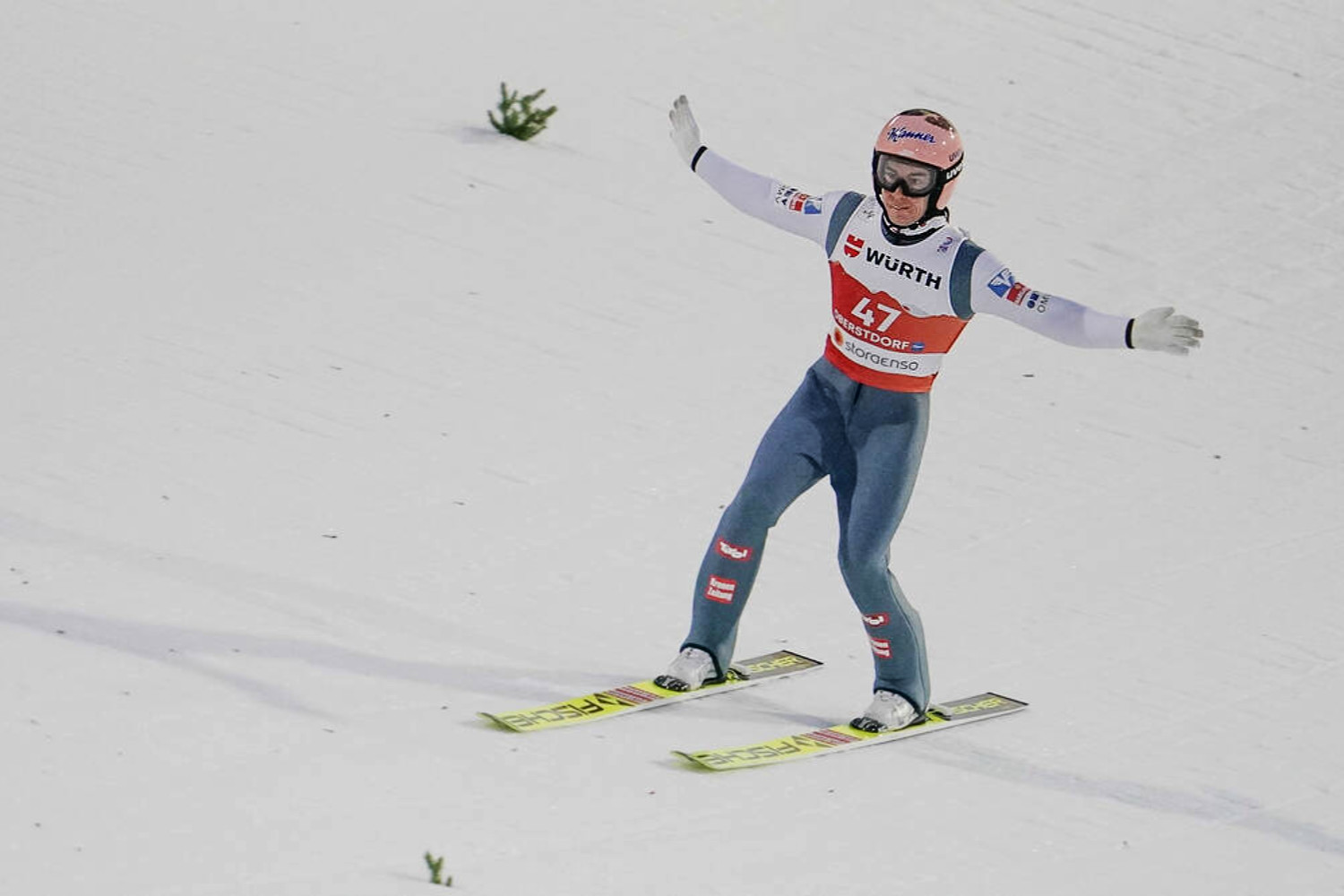 Stefan Kraft gewinnt WMQualifikation auf der Großschanze in Oberstdorf