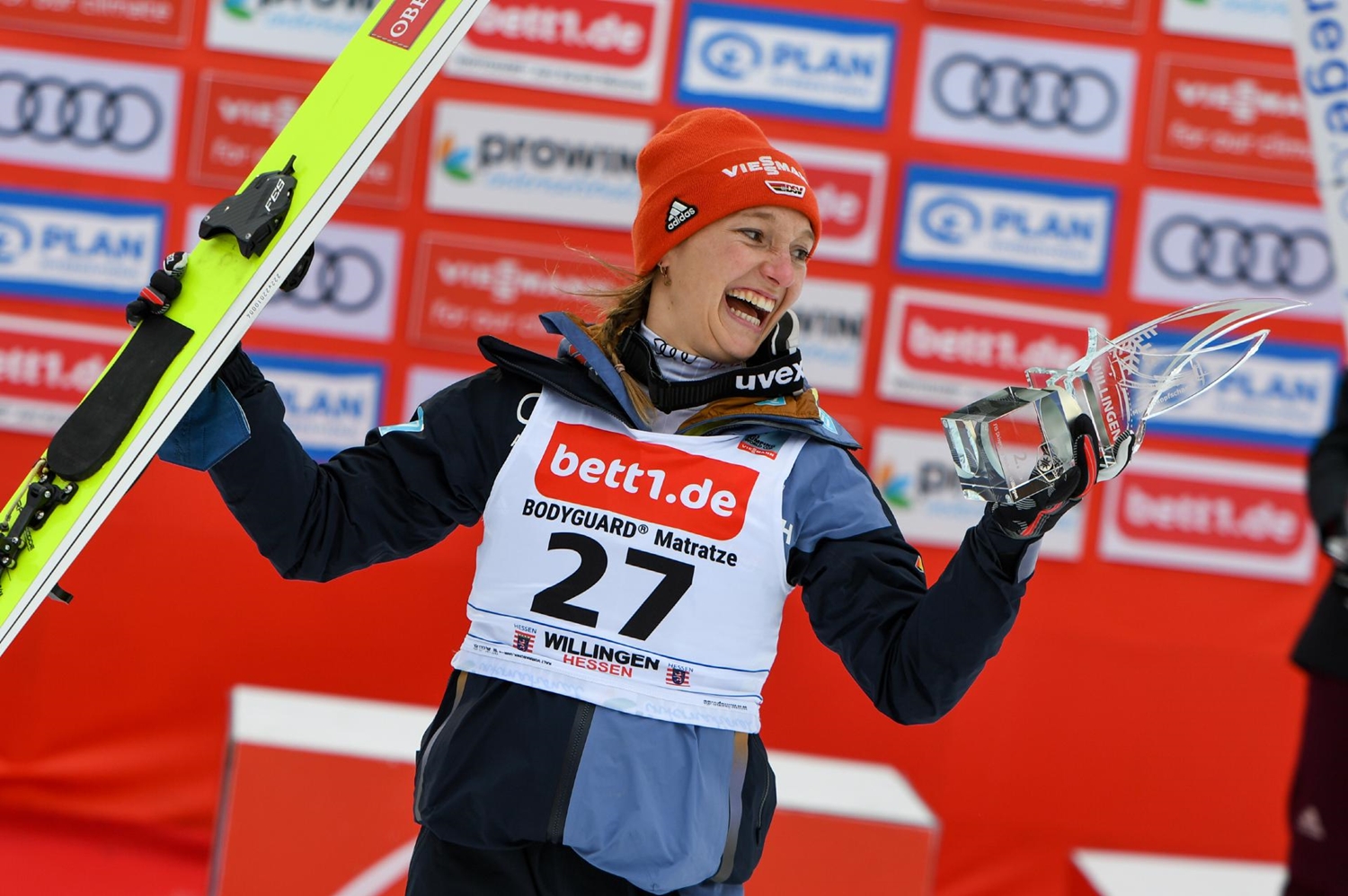 Dritter Saisonsieg für Katharina Althaus in Sapporo - skispringen.com