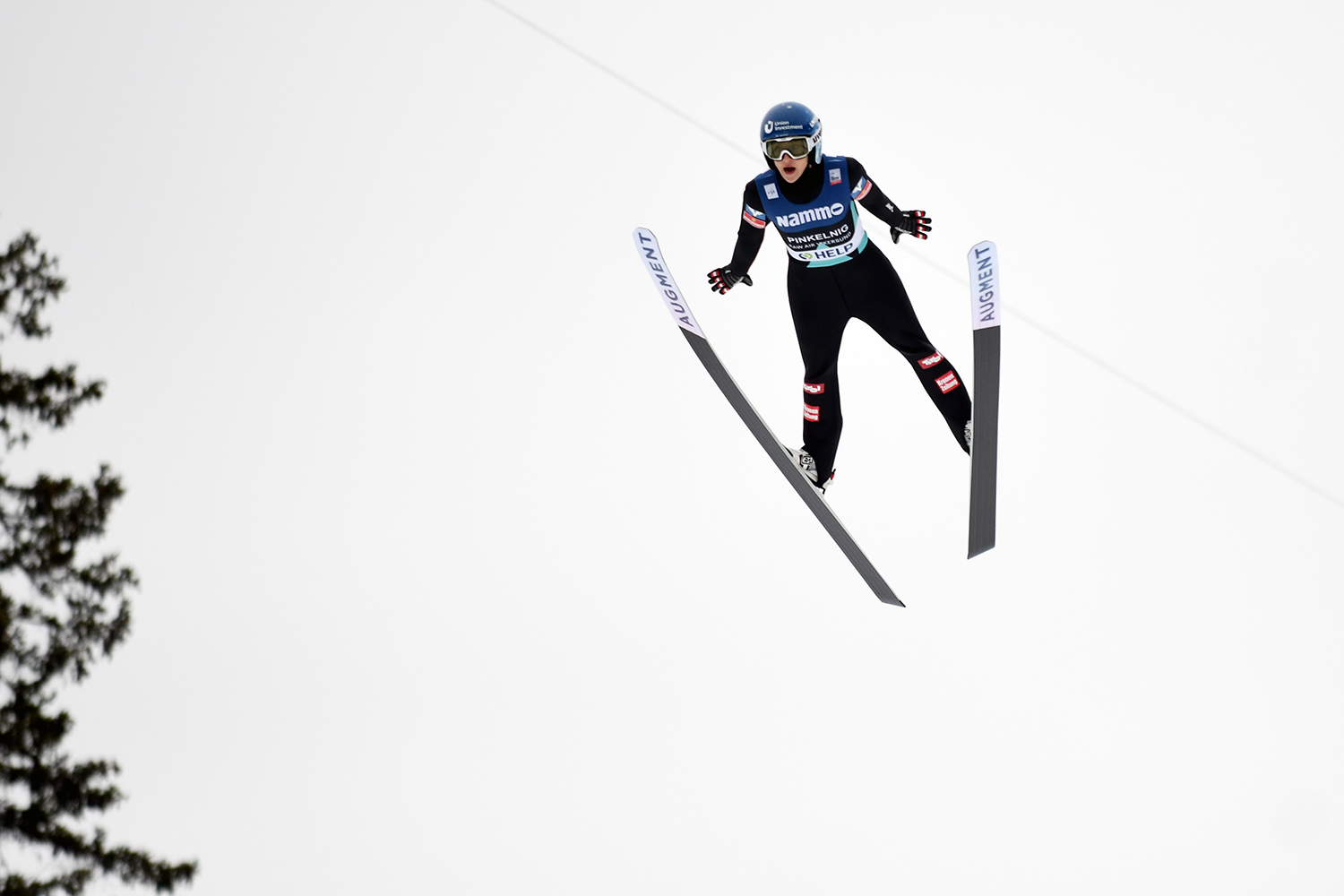 Eva Pinkelnig gewinnt Schneeschlacht von Sapporo