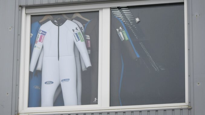 Sprunganzüge