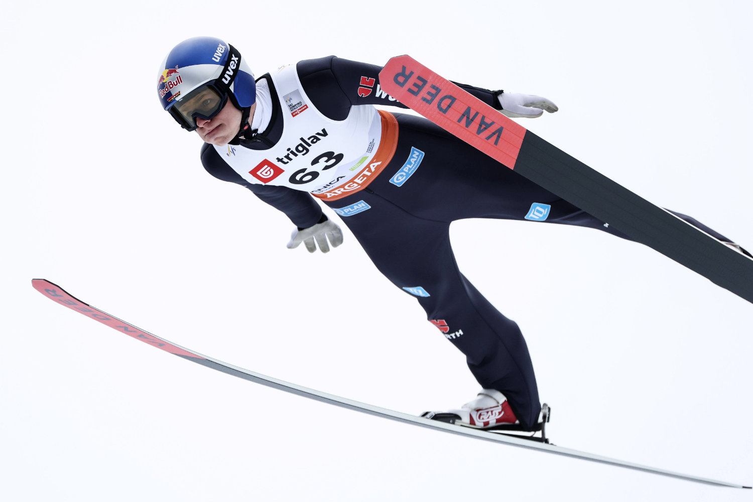 LIVE-Skifliegen-in-Planica-der-letzte-Wettkampf-der-Weltcup-Saison